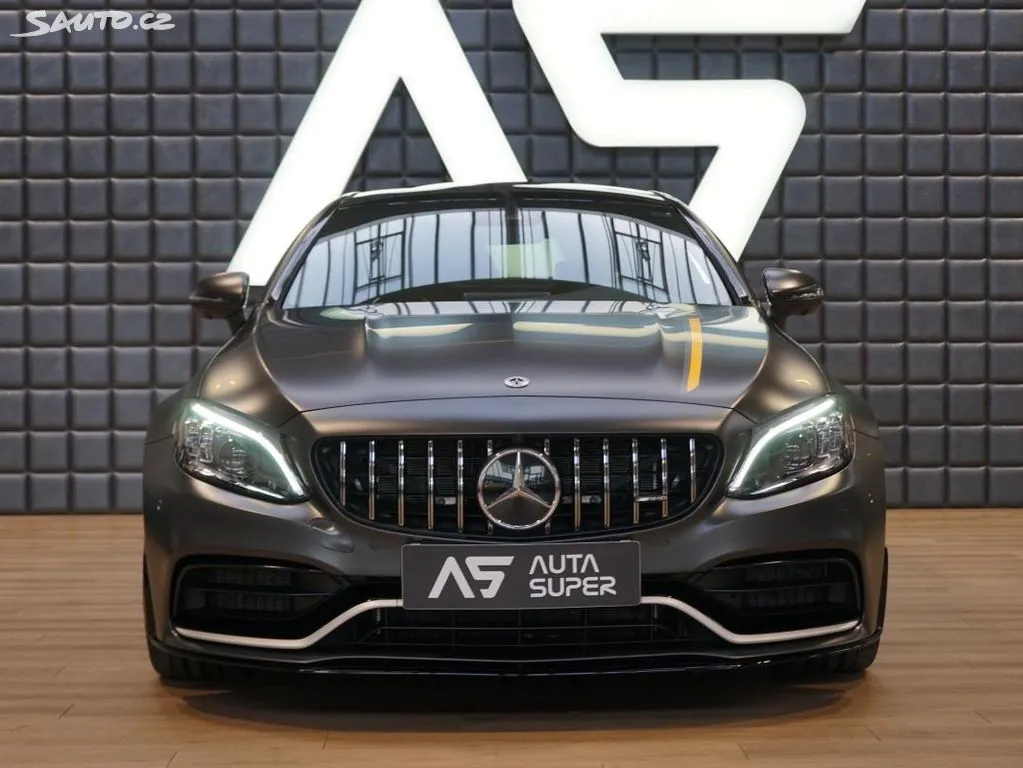 Mercedes-Benz Třídy C 63 S AMG Final Edition Ceramic Image 2